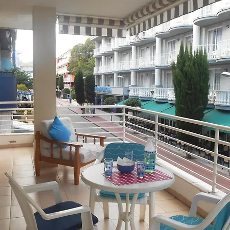 1 Bedroom Beautiful In *